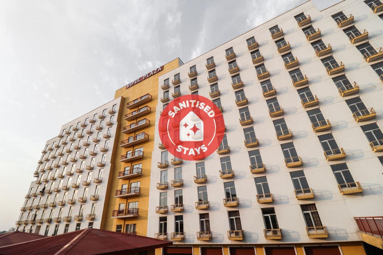 Hotel Grand 81 Faridabad Buitenkant foto